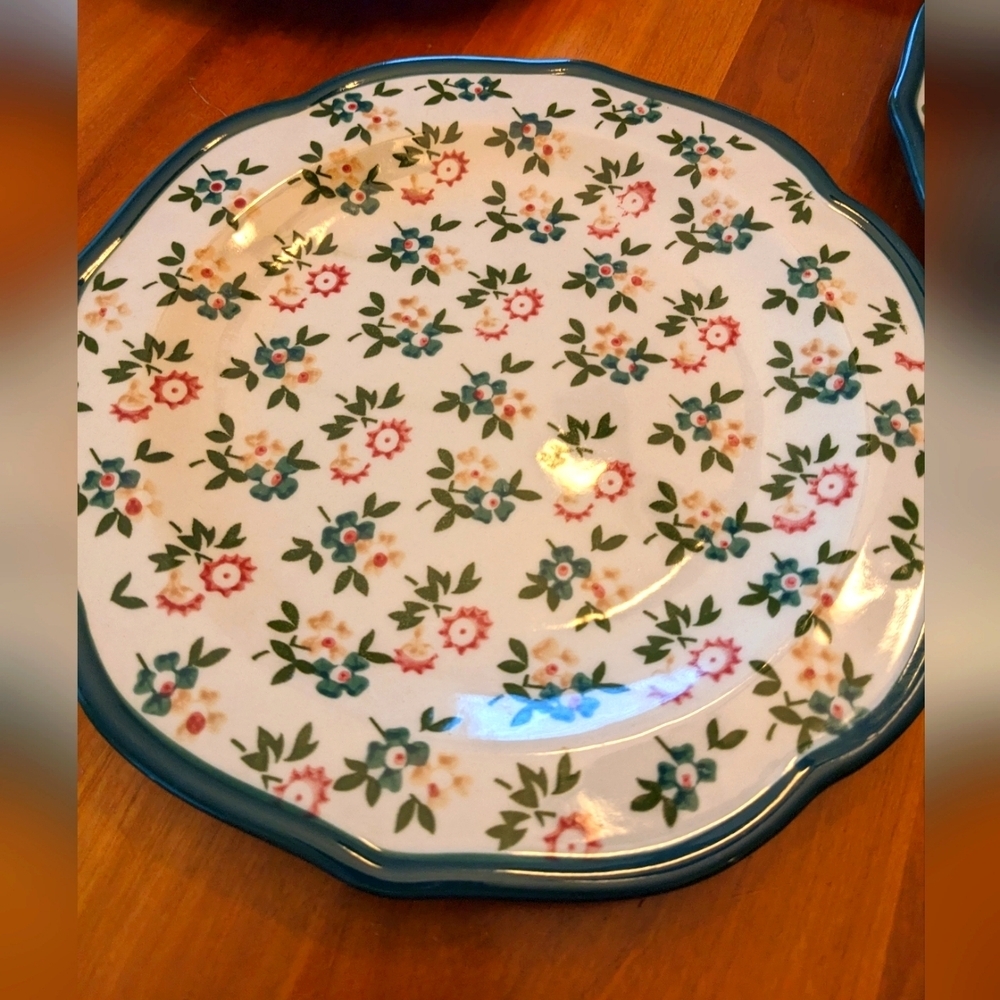 Floral Print Scallop Wavy Green Rim Salad Plates Dessert Ceramic Cottagecore - Picture 2 of 9